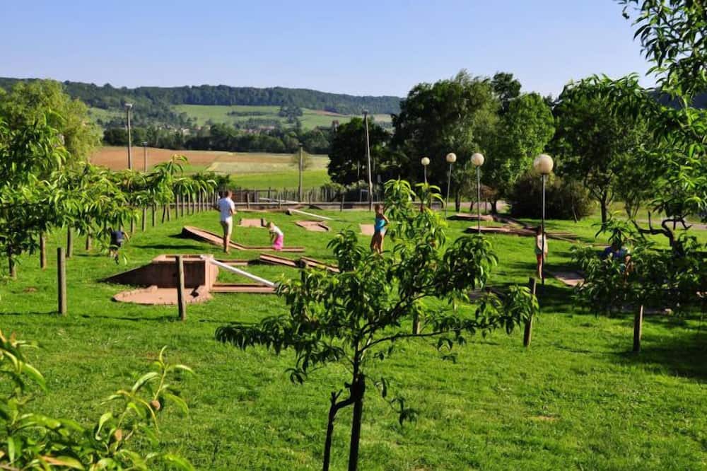 Photo of Outdoor in Huanne-Montmartin