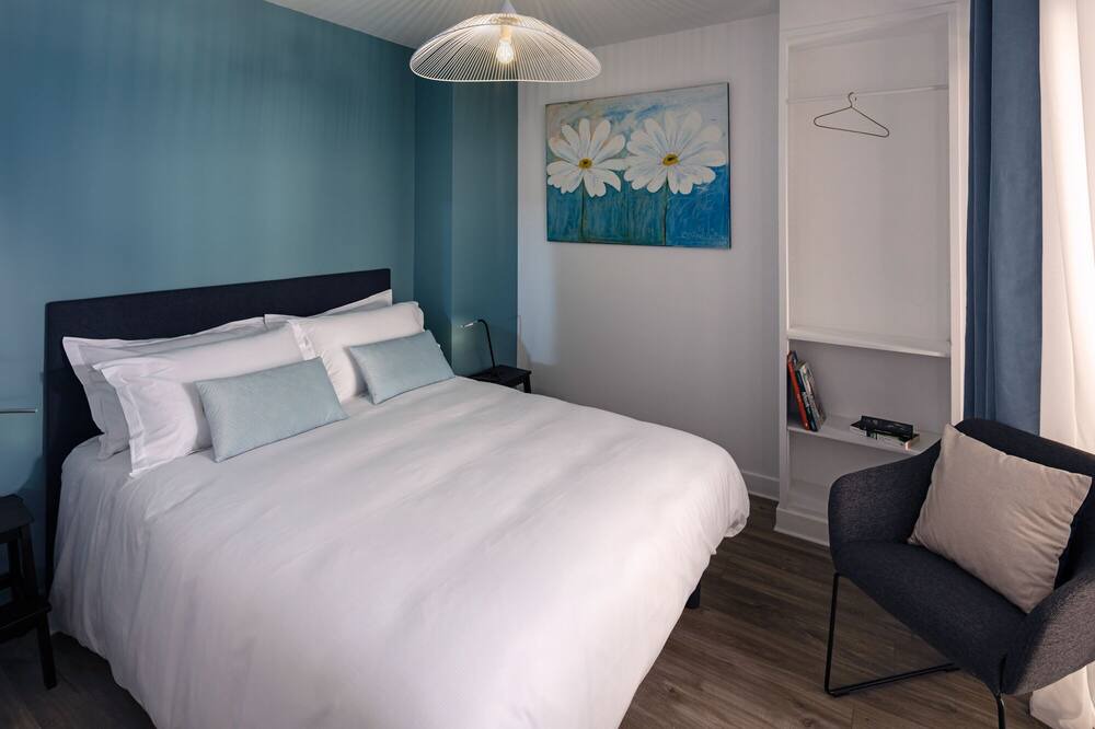 Photo of Bedroom in Lons-le-Saunier