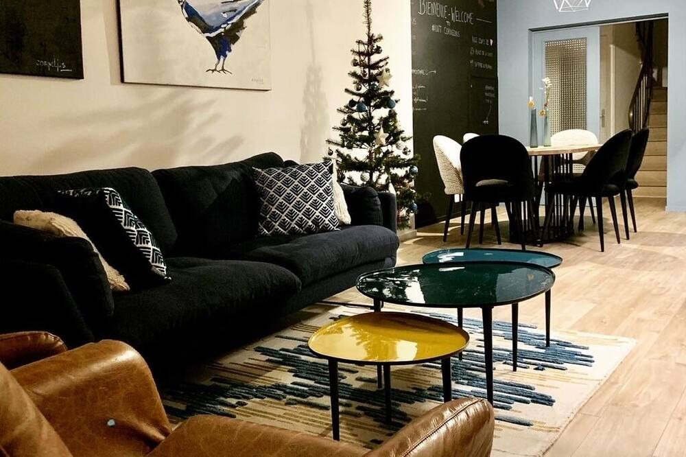 Photo of Livingroom in Lons-le-Saunier