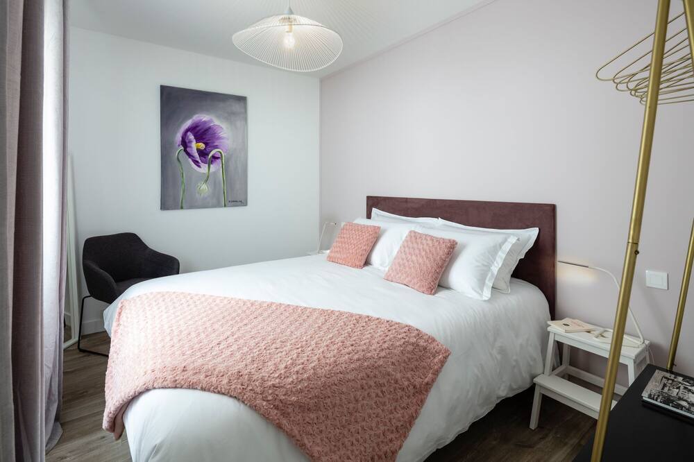 Photo of Bedroom in Lons-le-Saunier