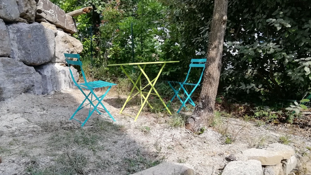 Photo of Outdoor in Vesseaux