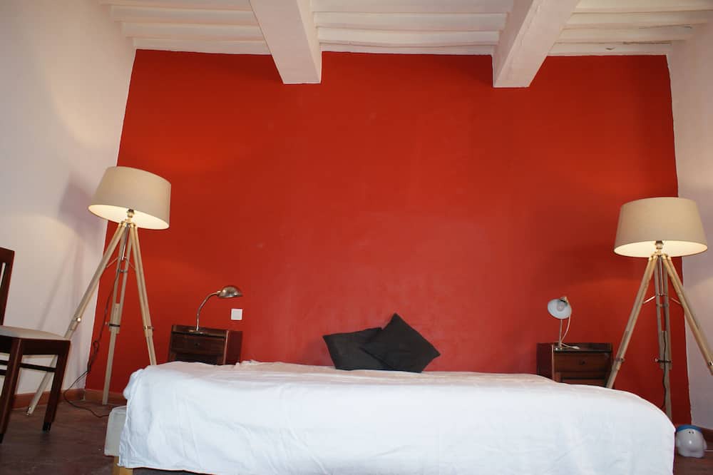 Photo of Bedroom in Caromb