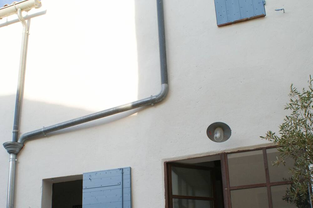 Photo of Patio Balcony in Caromb