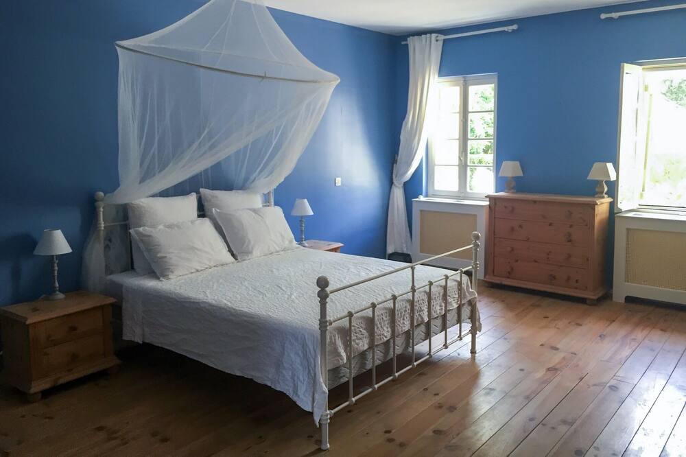 Photo of Bedroom in Herry
