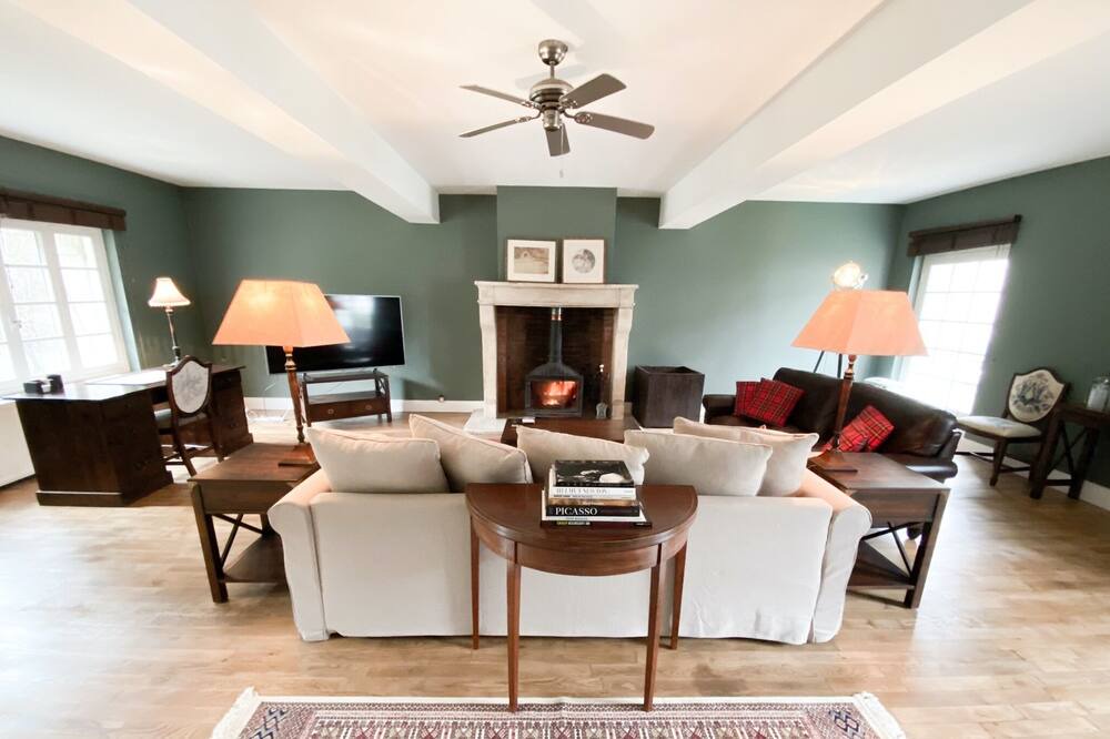 Photo of Livingroom in Herry