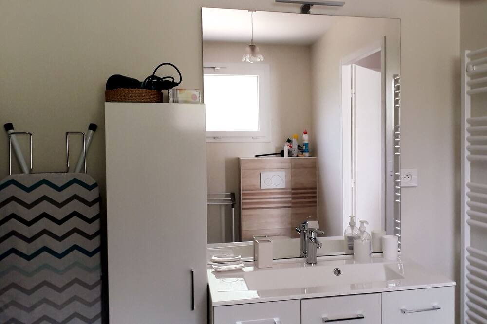 Photo of Bathroom in Bellefontaine