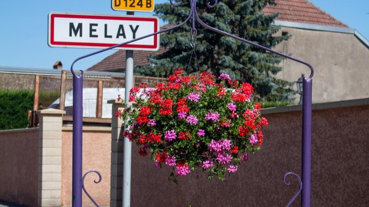 Photo of Outdoor in Melay