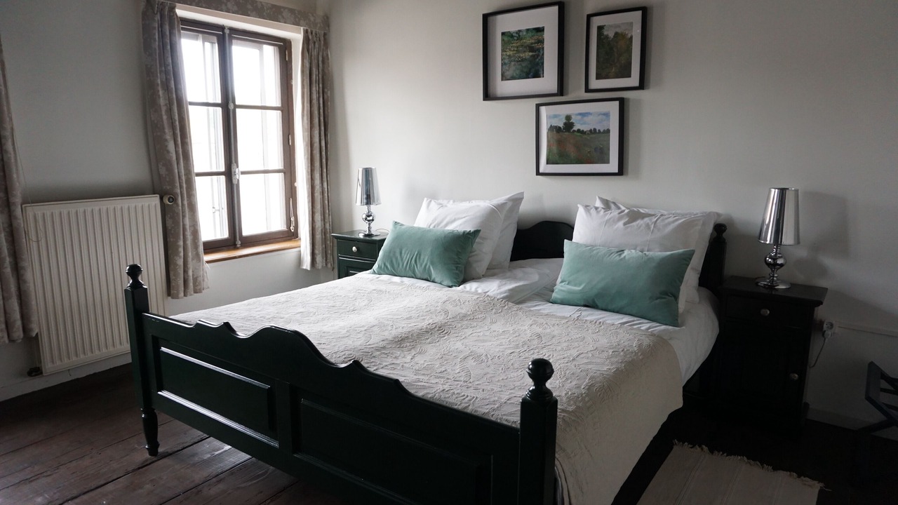 Photo of Bedroom in Melay