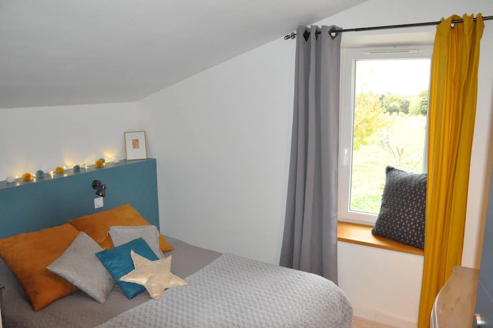 Photo of Bedroom in Roche-Saint-Secret