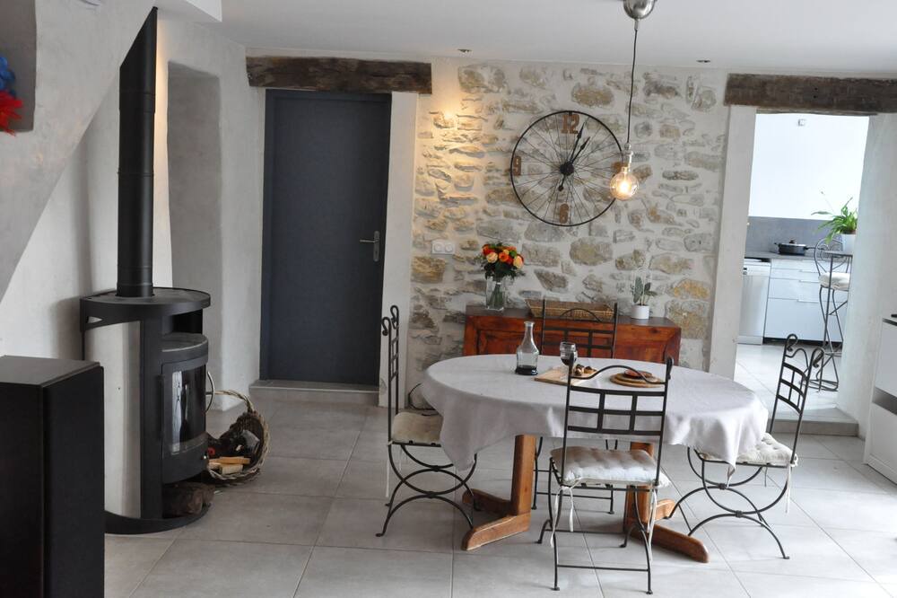 Photo of Kitchen in Roche-Saint-Secret