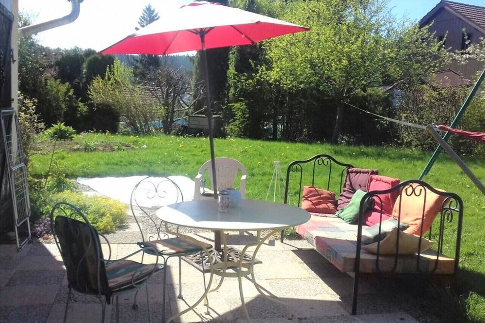 Photo of Patio Balcony in Saint-Point-Lac