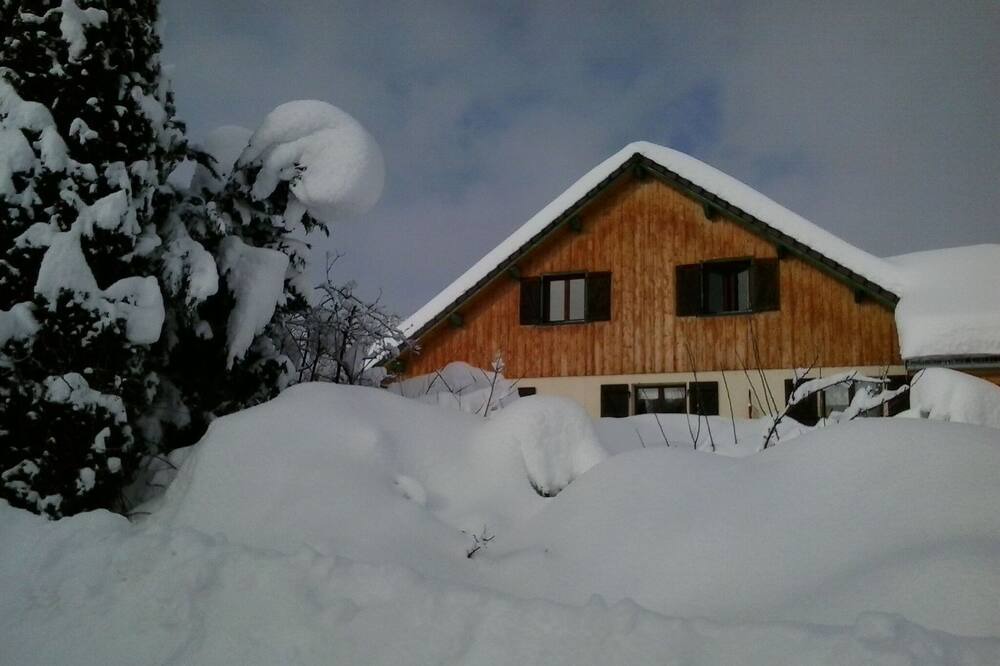 Photo of Bedroom in Saint-Point-Lac
