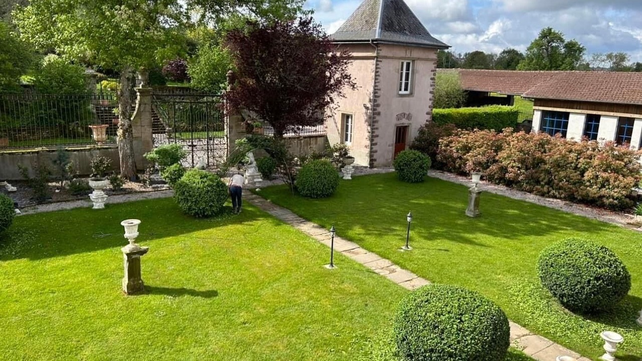 Photo of Outdoor in Jeuxey