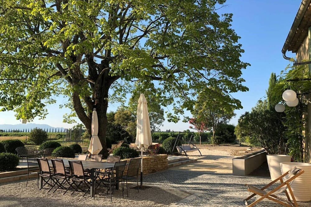 Photo of Patio Balcony in Sainte-Cecile-les-Vignes