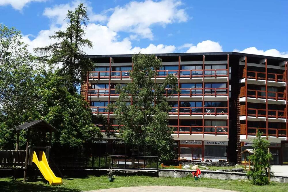 Photo of Outdoor in Arc-1600