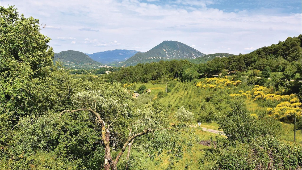 Photo of Outdoor in Entrechaux