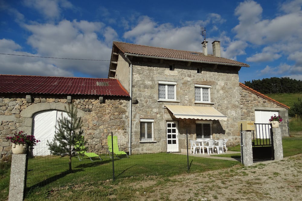 Photo of Outdoor in Saugues