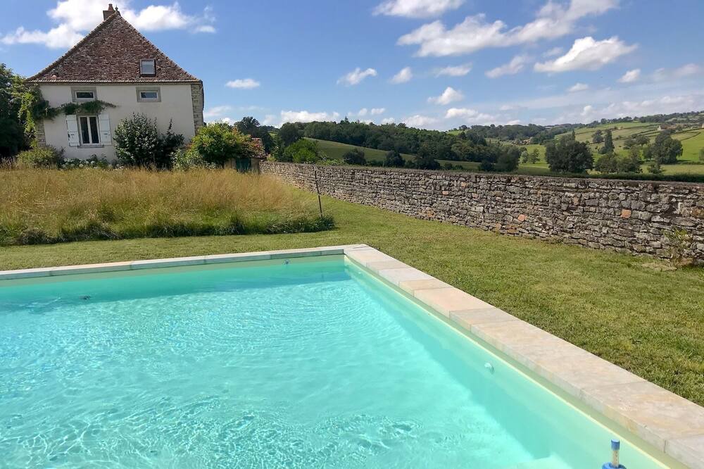 Photo of Outdoor in Saint-Martin-de-Salencey