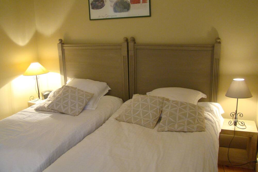 Photo of Bedroom in Saint-Jean-Baptiste