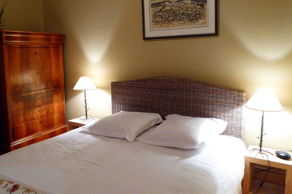Photo of Bedroom in Saint-Jean-Baptiste