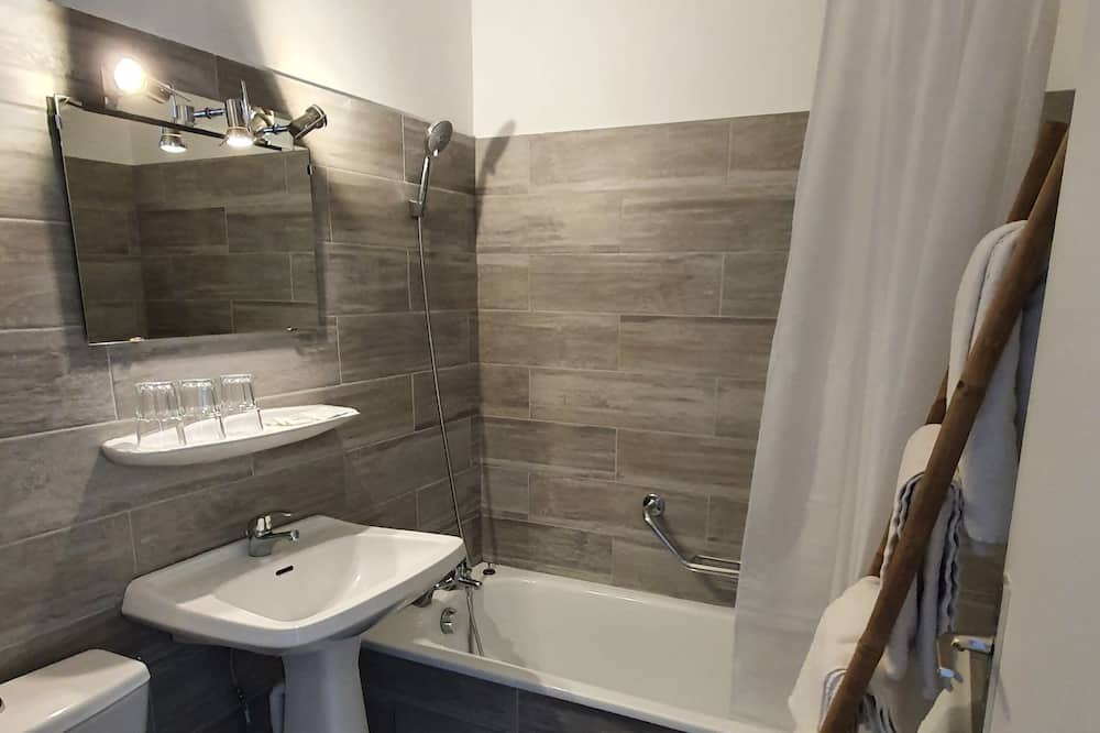 Photo of Bathroom in Cholonge