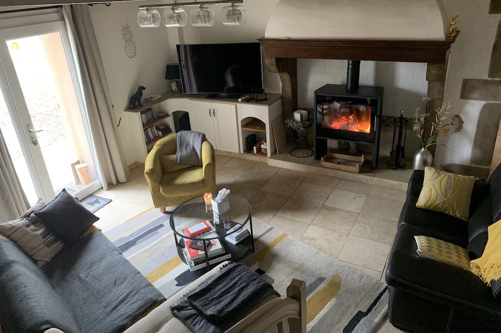 Photo of Livingroom in Genissieux