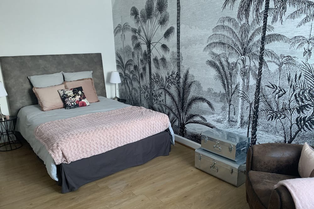 Photo of Bedroom in Genissieux