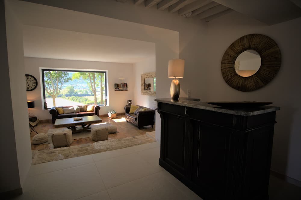 Photo of Livingroom in Sault