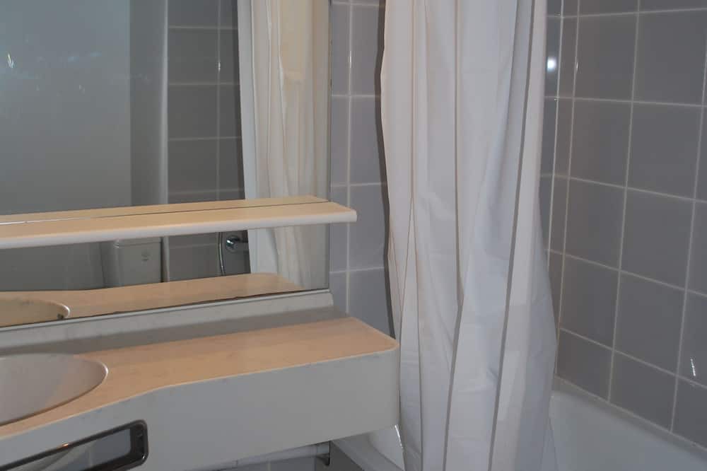 Photo of Bathroom in Varzy