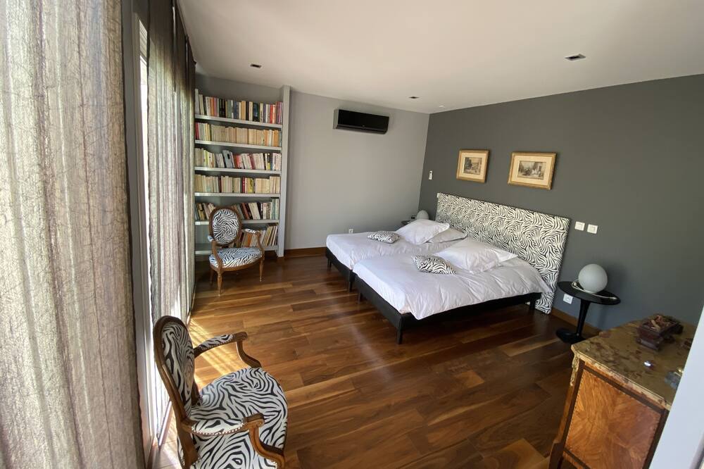 Photo of Bedroom in Montelimar