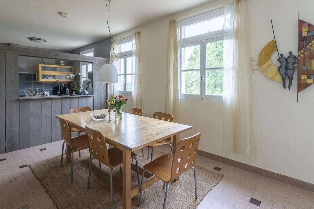 Photo of Livingroom in Cuzy