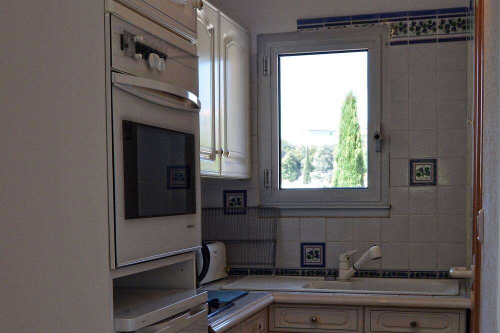 Photo of Kitchen in Nyons