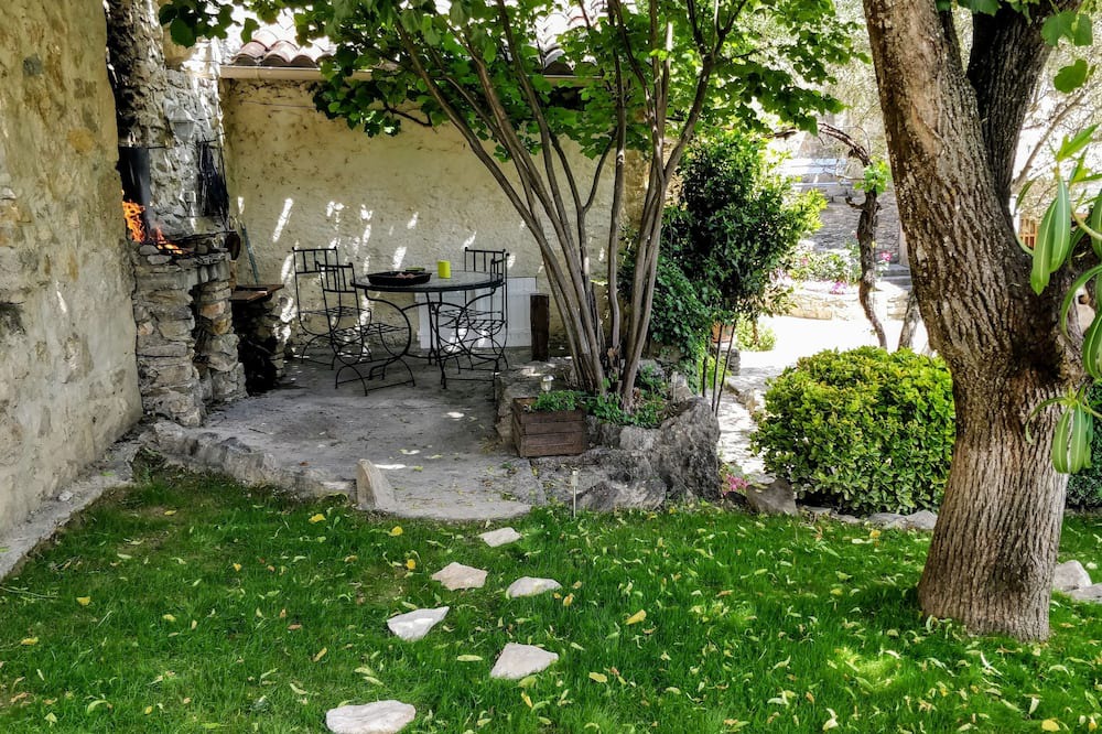 Photo of Outdoor in Mollans-sur-Ouveze