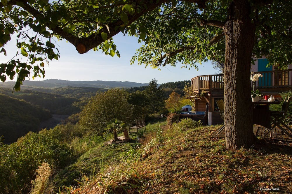 Photo of Outdoor in Saint-Jean-Saint-Maurice-sur-Loire