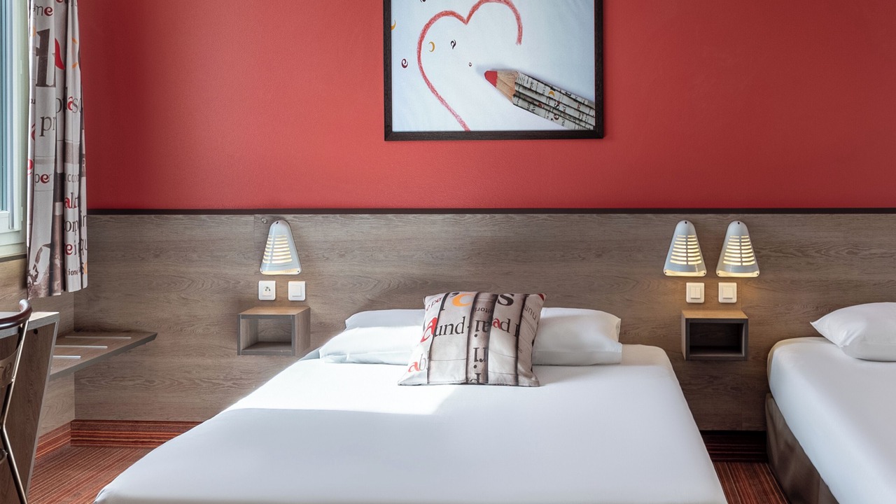Photo of Bedroom in Mably