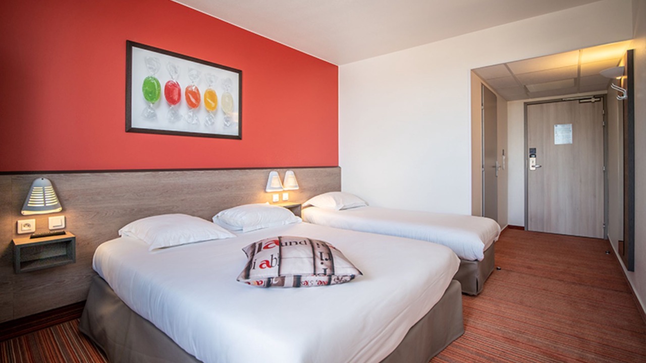 Photo of Bedroom in Mably