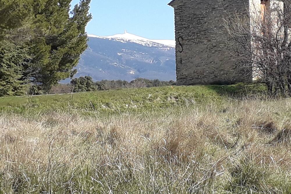 Photo of Outdoor in Caromb
