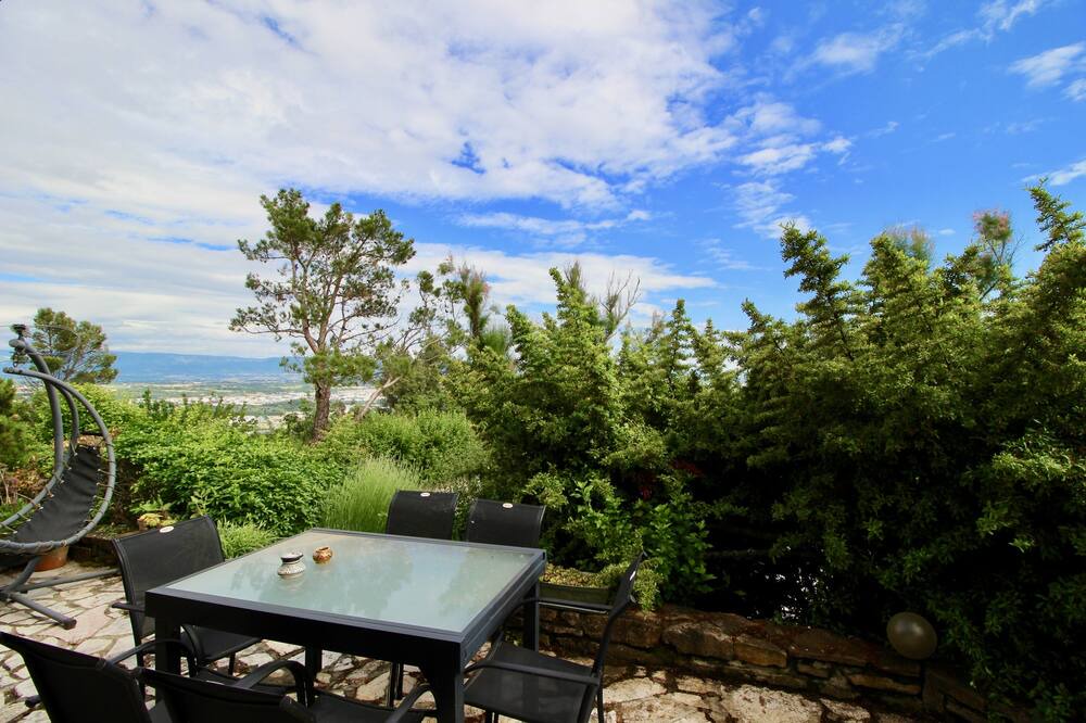Photo of Patio Balcony in Toulaud