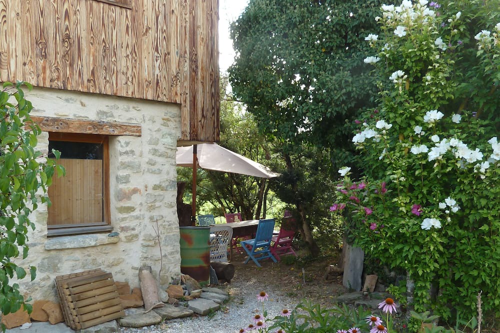 Photo of Outdoor in Piegros-la-Clastre