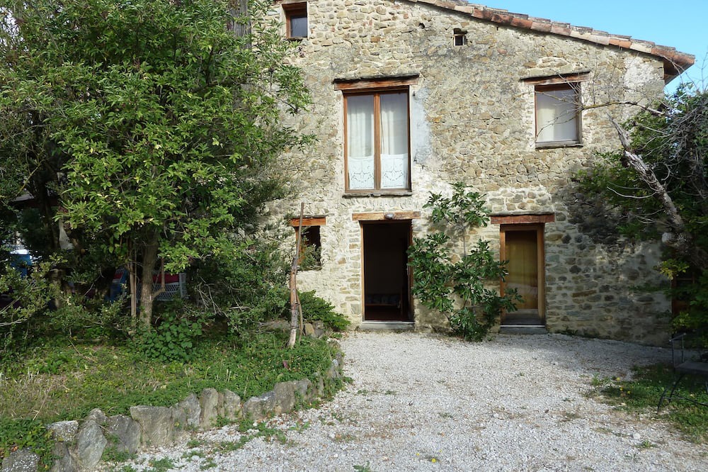 Photo of Outdoor in Piegros-la-Clastre