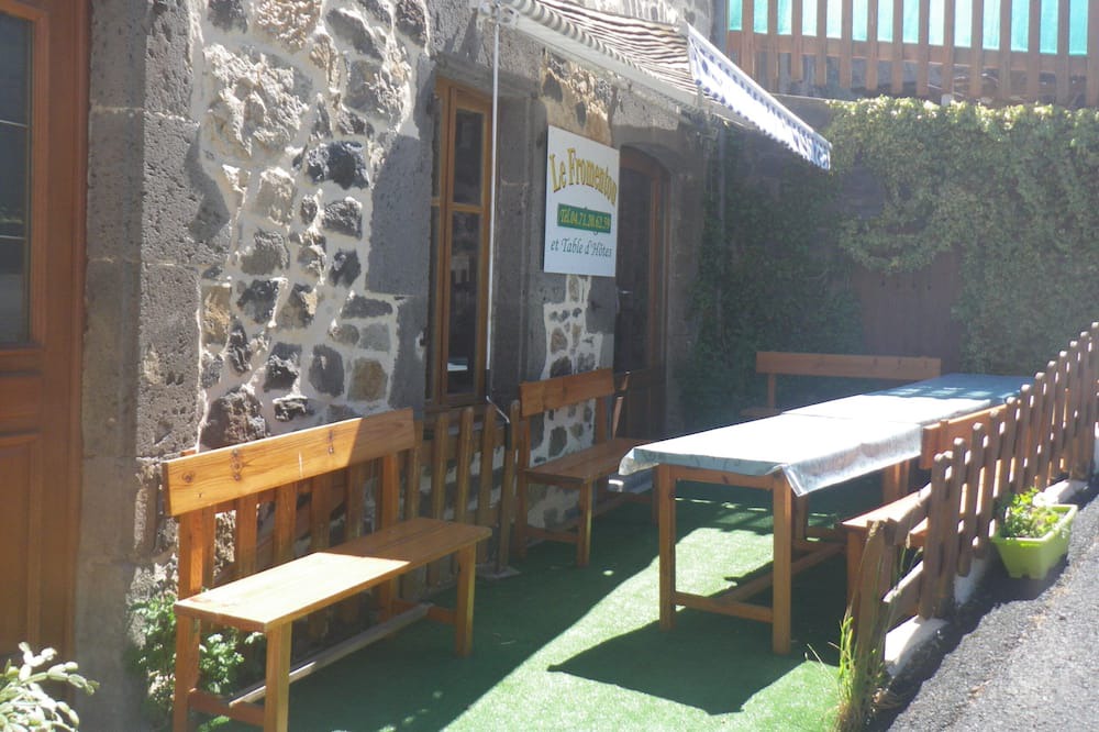 Photo of Patio Balcony in Peyrusse