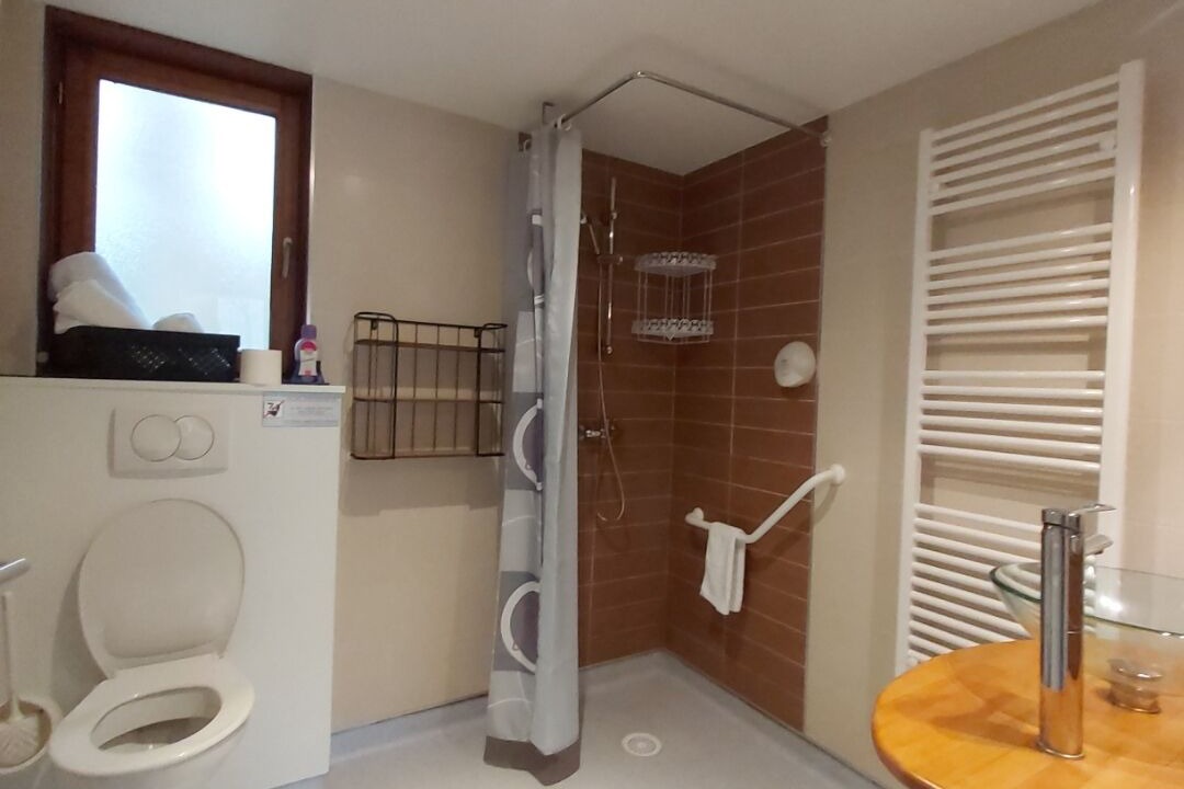 Photo of Bathroom in Montoulieu