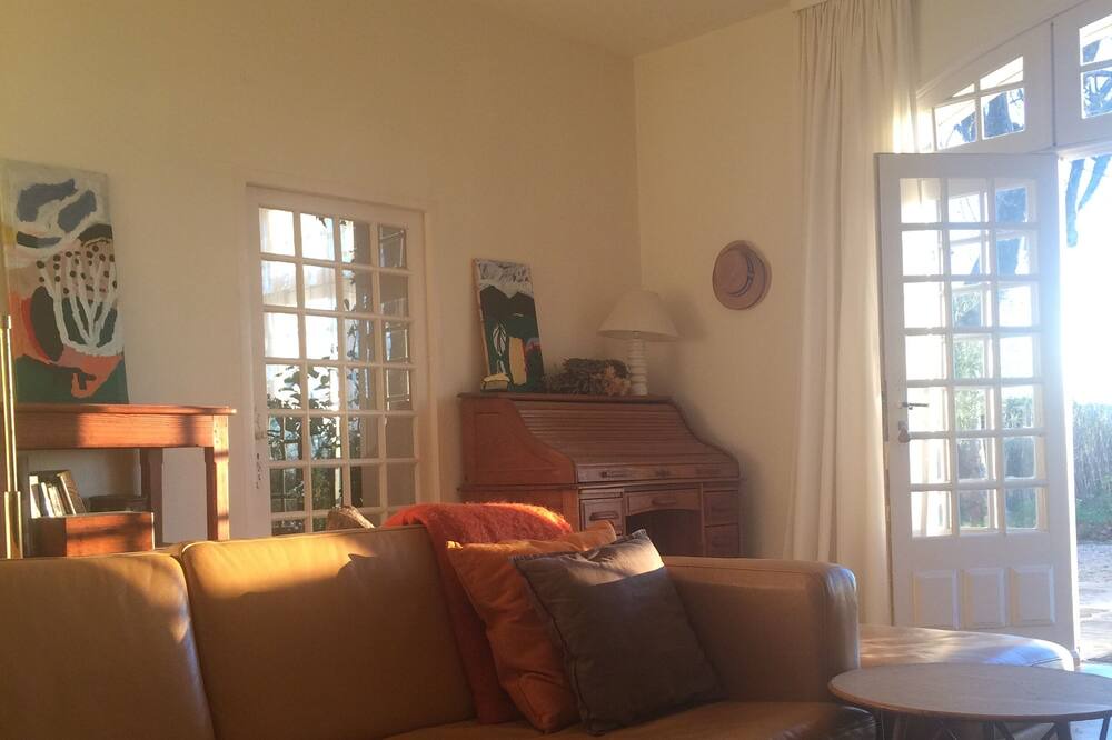 Photo of Livingroom in Visan