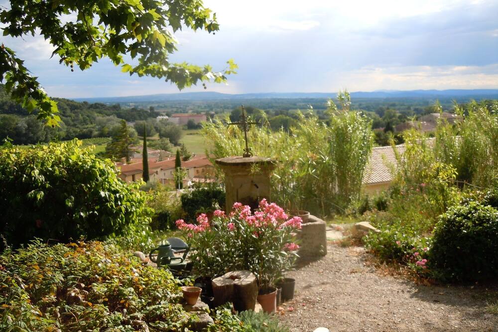 Photo of Outdoor in Visan