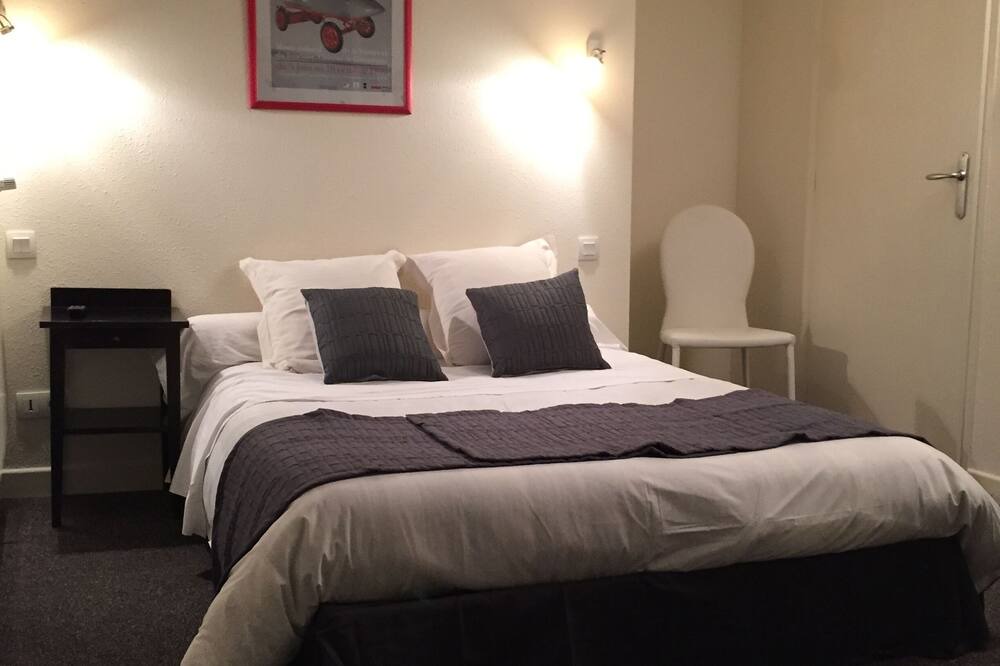 Photo of Bedroom in Plombieres-les-Bains