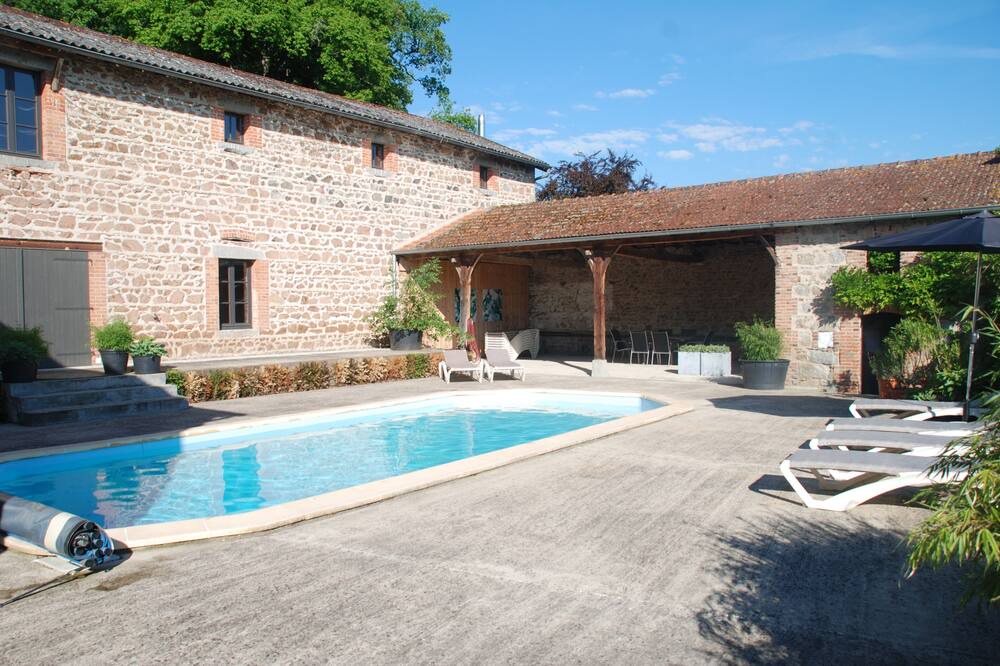 Photo of Outdoor in La Pacaudiere