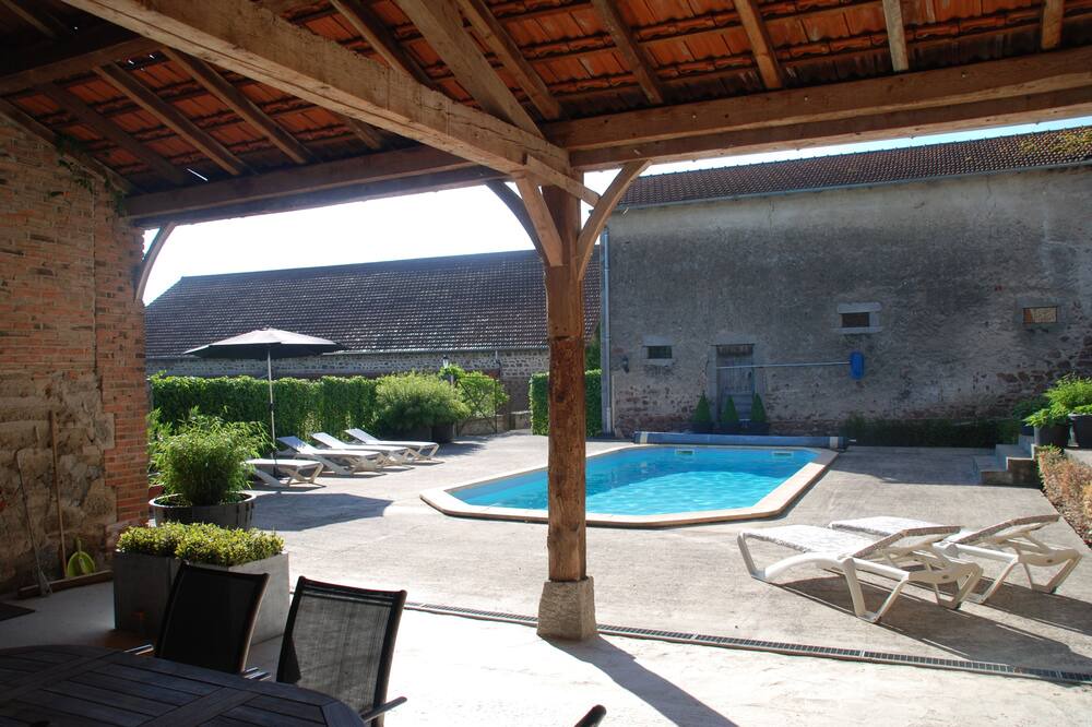 Photo of Outdoor in La Pacaudiere