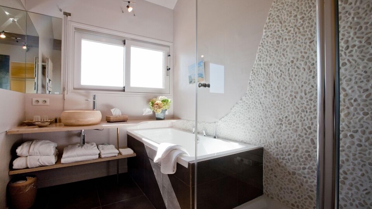 Photo of Bathroom in Beaune