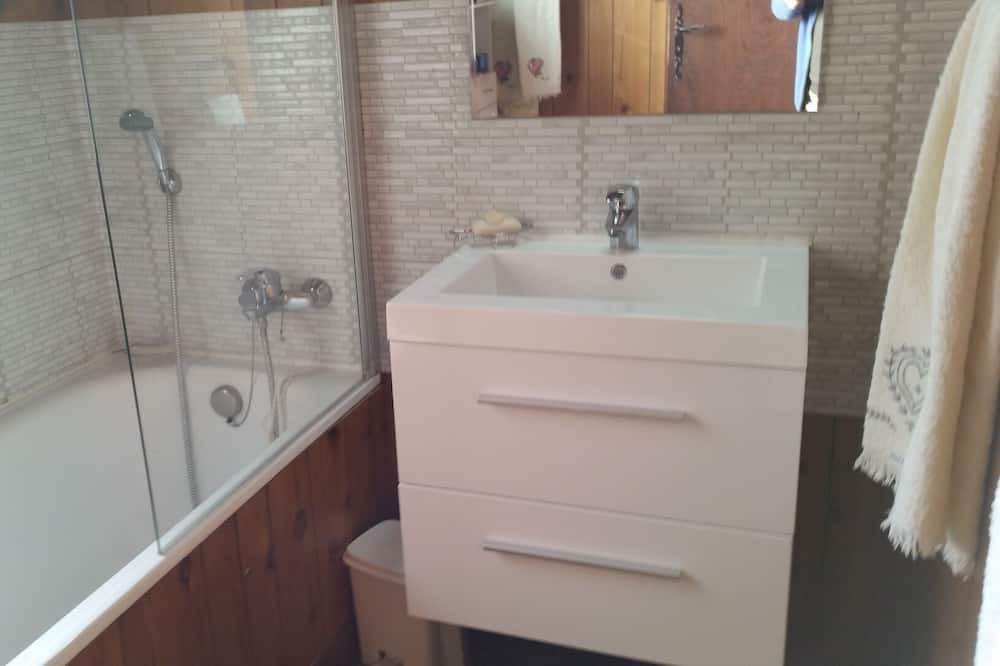 Photo of Bathroom in Saint-Maurice-Crillat