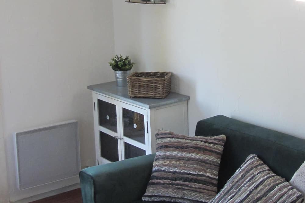 Photo of Livingroom in Saint-Marcel-d'Aredeche